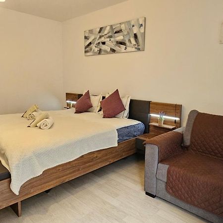 T&M Apartment Брашов Екстериор снимка