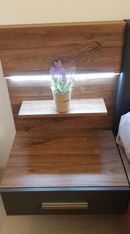 T&M Apartment Брашов Екстериор снимка