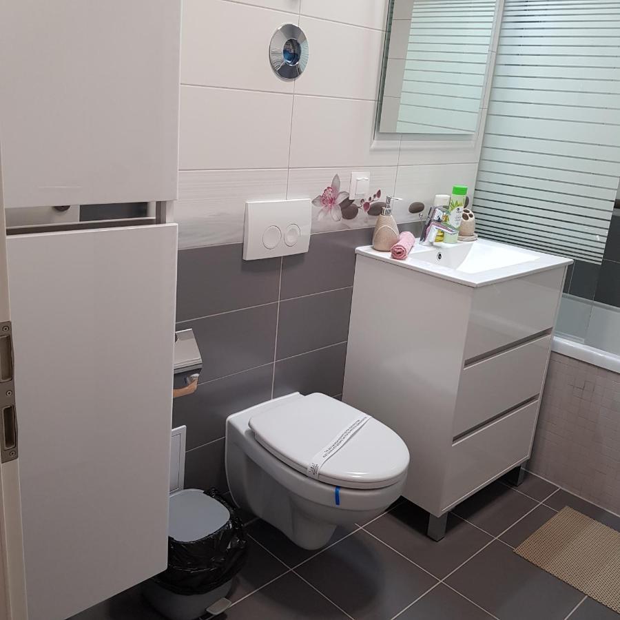 T&M Apartment Брашов Екстериор снимка