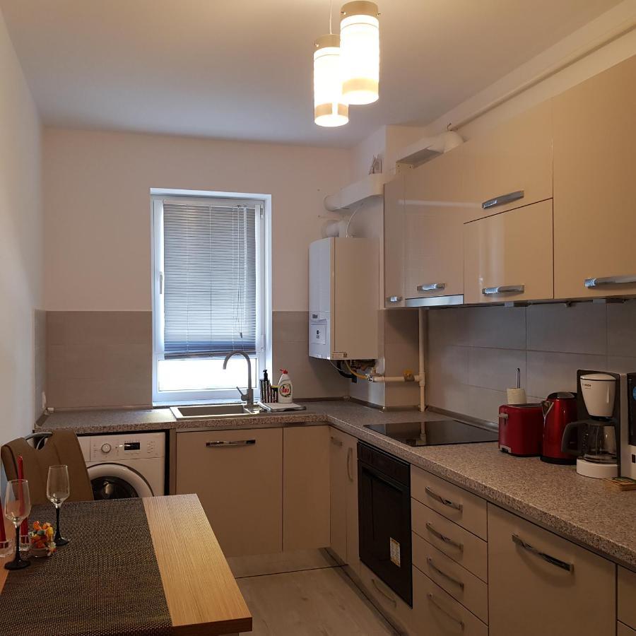 T&M Apartment Брашов Екстериор снимка